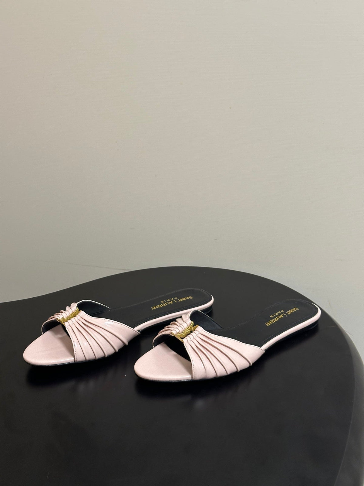 YSL Babylone Slides Light Pink Glossy Leather 835192