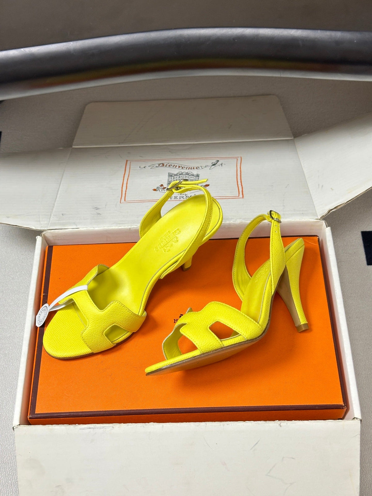 HM Holy Sandal Bright Yellow Cowhide 834999