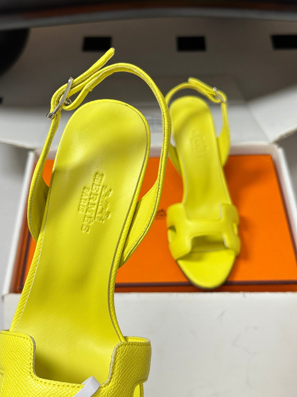 HM Holy Sandal Bright Yellow Cowhide 834999