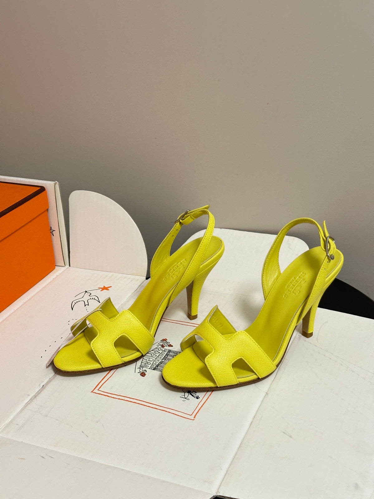 HM Holy Sandal Bright Yellow Cowhide 834999