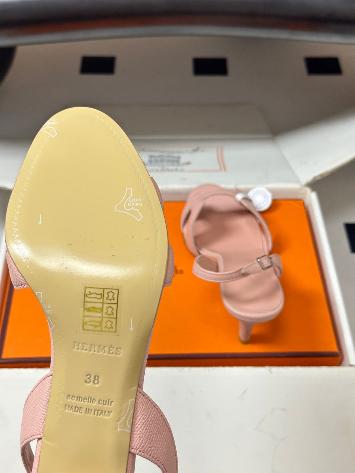 HM Holy Sandal Light Pink Cowhide 835004