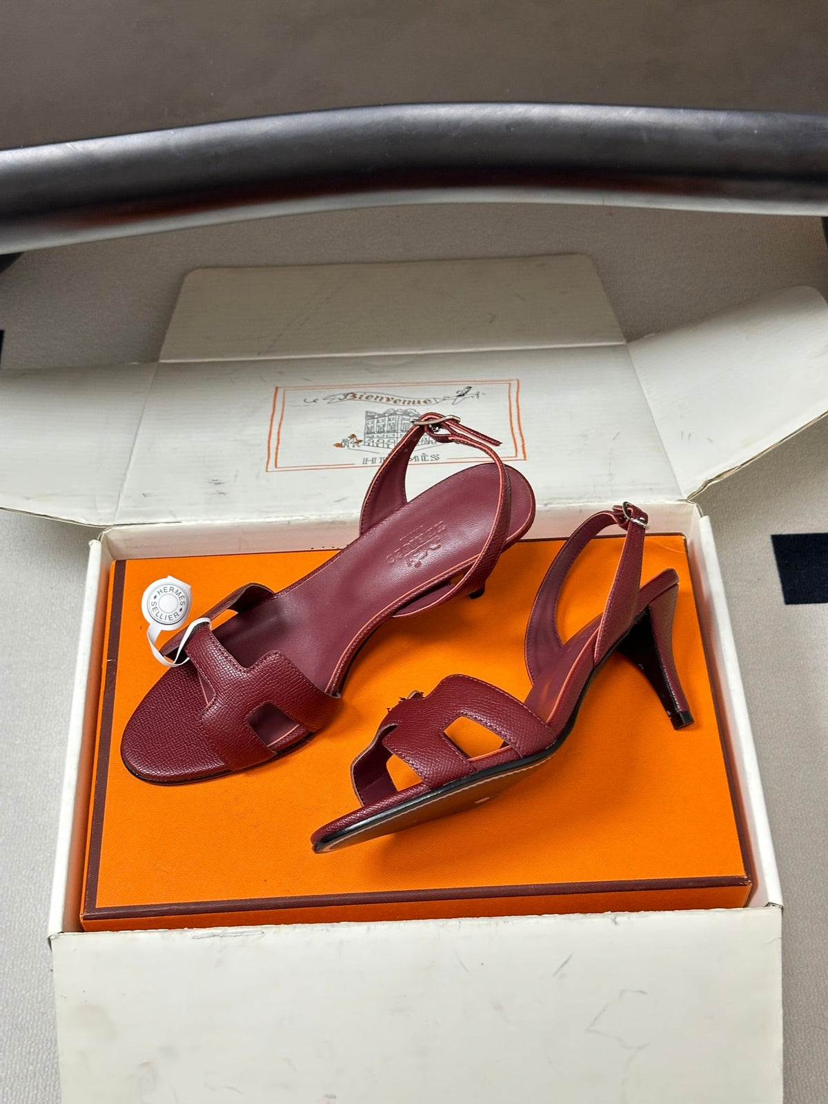 HM Holy Sandal Burgundy Cowhide 835008