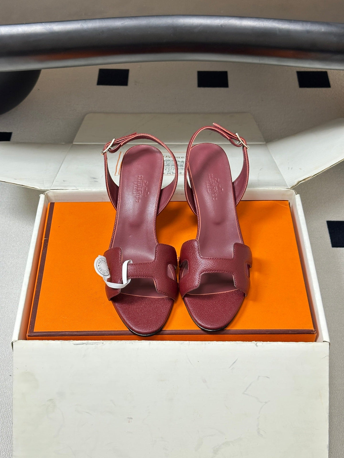 HM Holy Sandal Burgundy Cowhide 835008