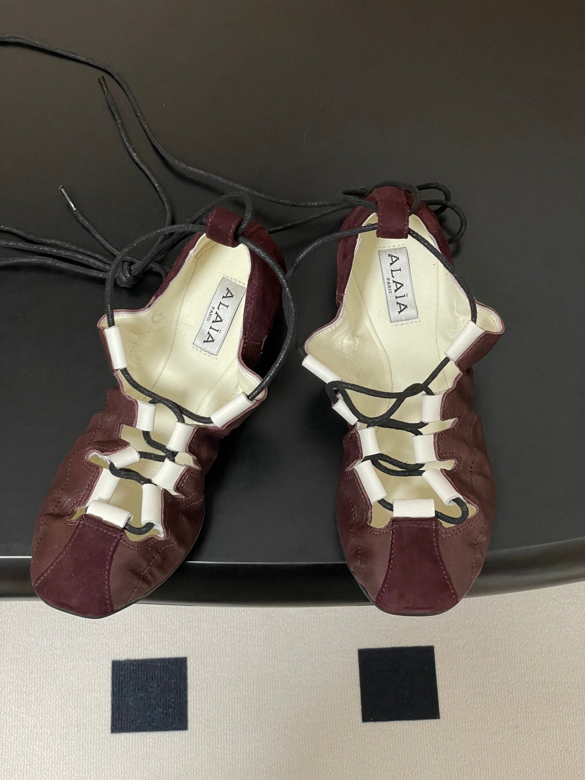 Alaia Fold Laced Ballet Flats Burgundy Cowhide 835281