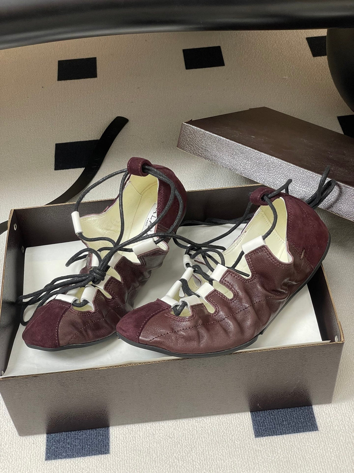 Alaia Fold Laced Ballet Flats Burgundy Cowhide 835281