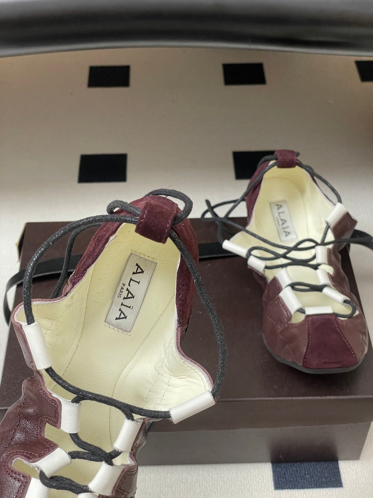Alaia Fold Laced Ballet Flats Burgundy Cowhide 835281