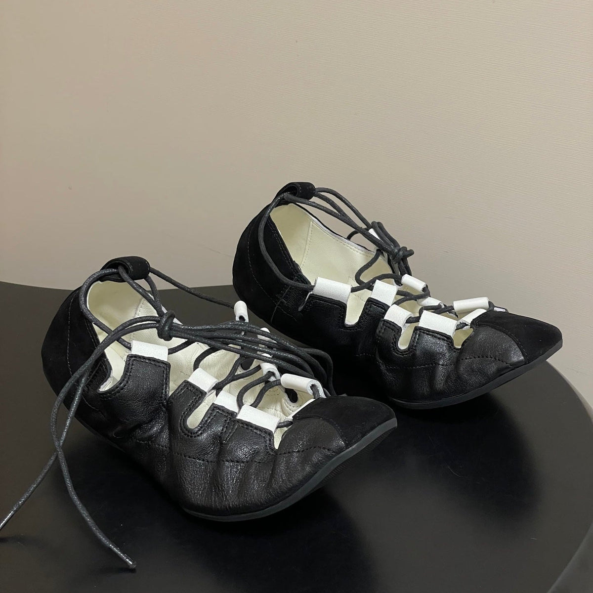 Alaia Fold Laced Ballet Flats Black Cowhide 835283