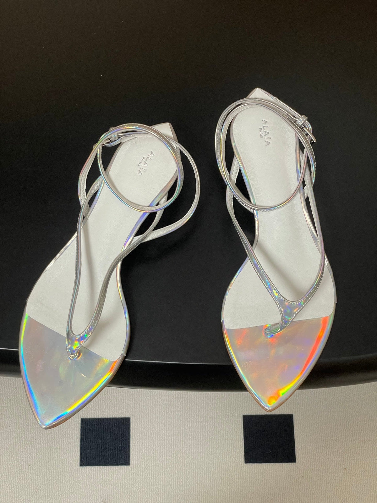 Alaia Invisible Thong Sandals 3cm Sliver Patent Leather 835285