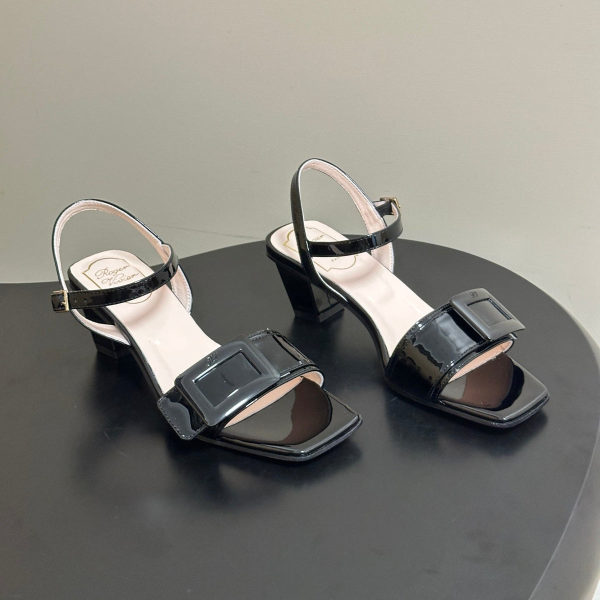 Roger Vivier Belle Vivier Sandals Black Patent Leather 835129