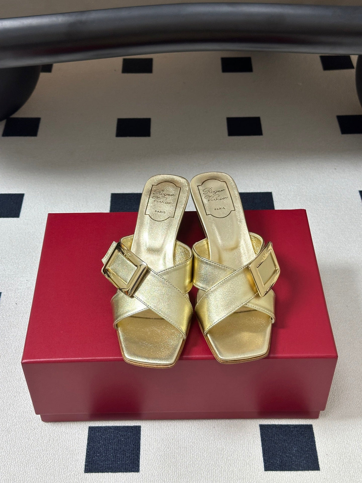 Belle Vivier Mules Gold Patent Leather 835131