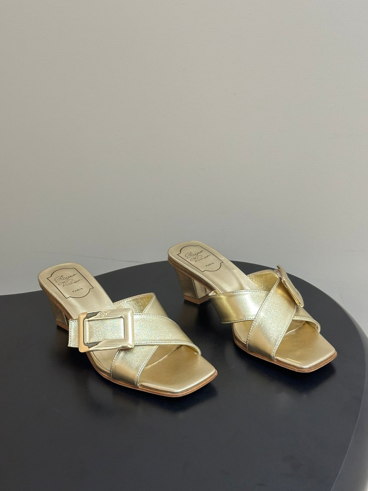 Belle Vivier Mules Gold Patent Leather 835131