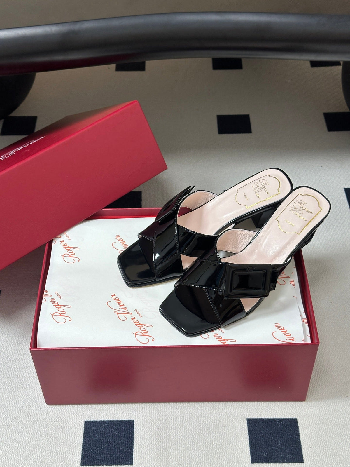 Belle Vivier Mules Black Patent Leather 835132