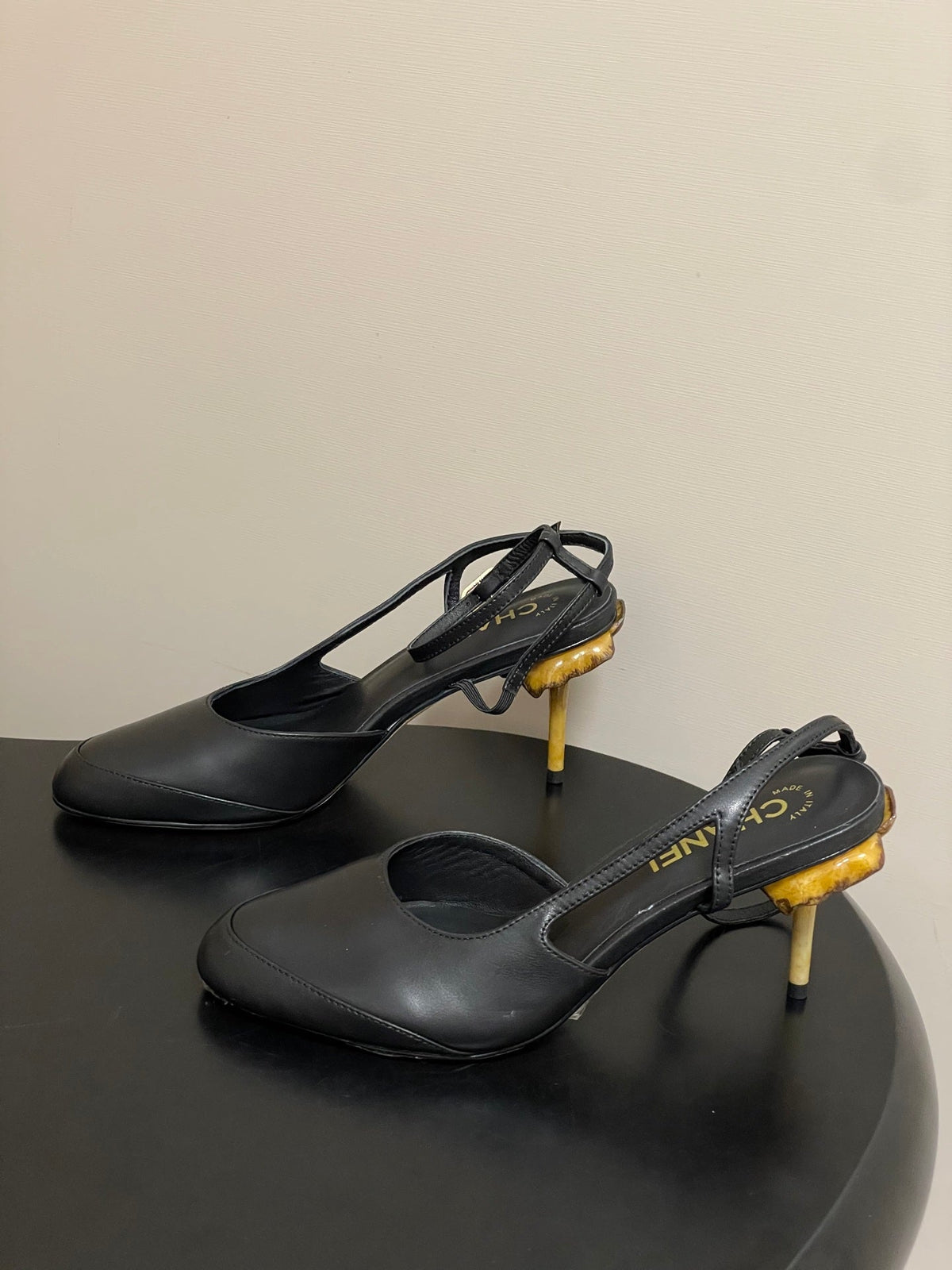 CC 26s Slingback 8.5cm Black Leather 834723