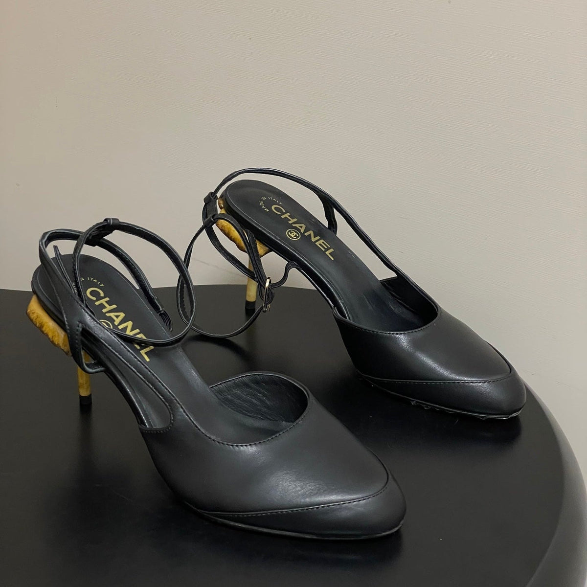 CC 26s Slingback 8.5cm Black Leather 834723