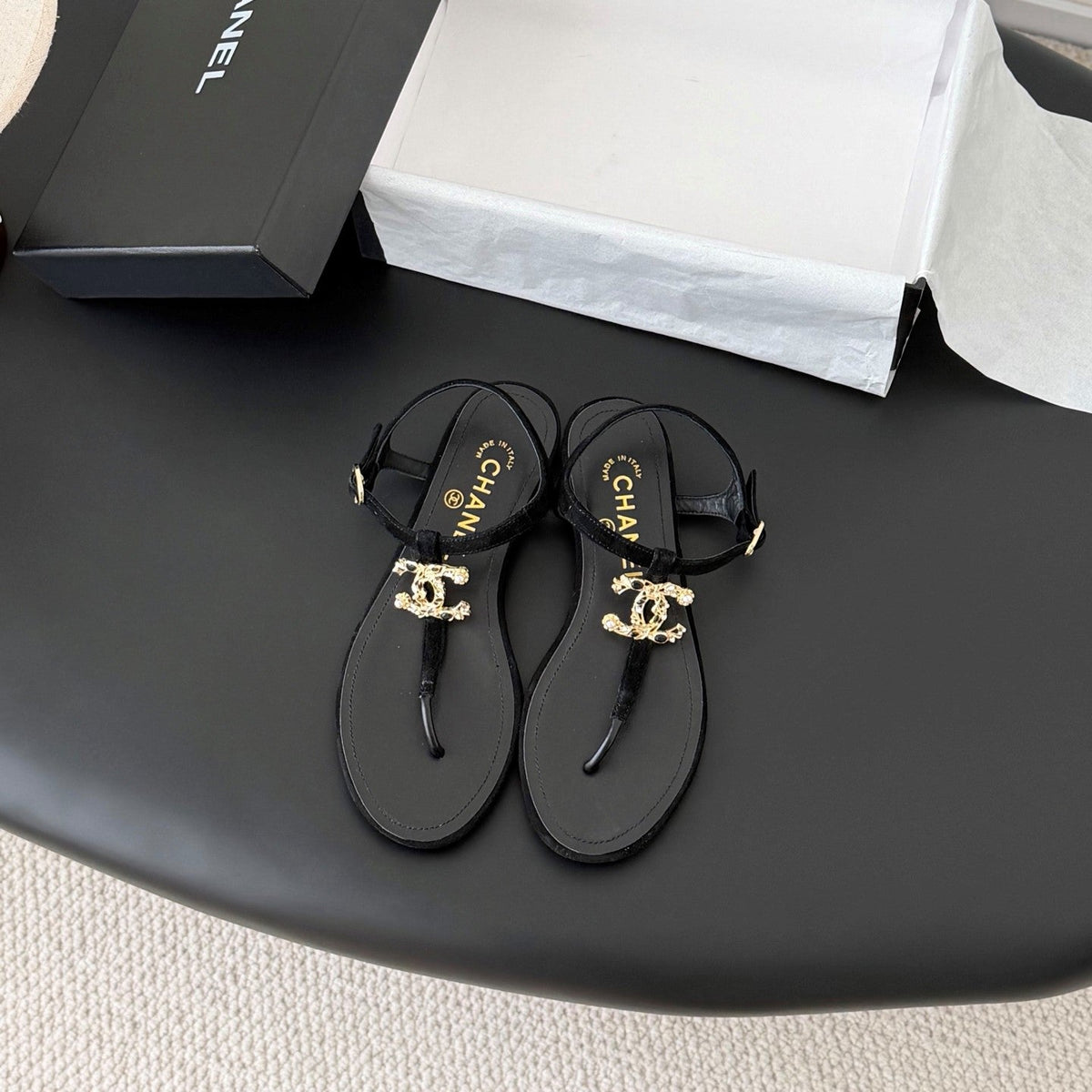 CC Strappy Sandals Black Velvet Sheepskin 670395