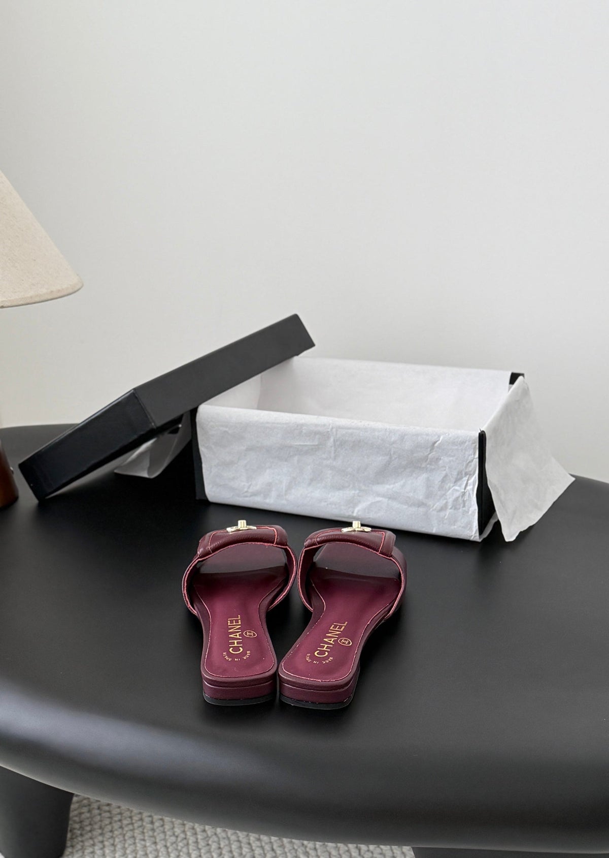 CC 26C Slippers Flat Dark Burgundy Sheepskin 717795