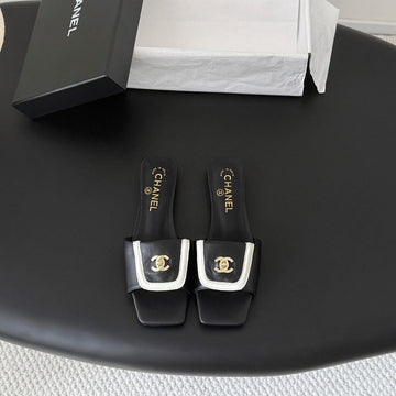 CC 26C Slippers Flat Black Whide Sheepskin 717805