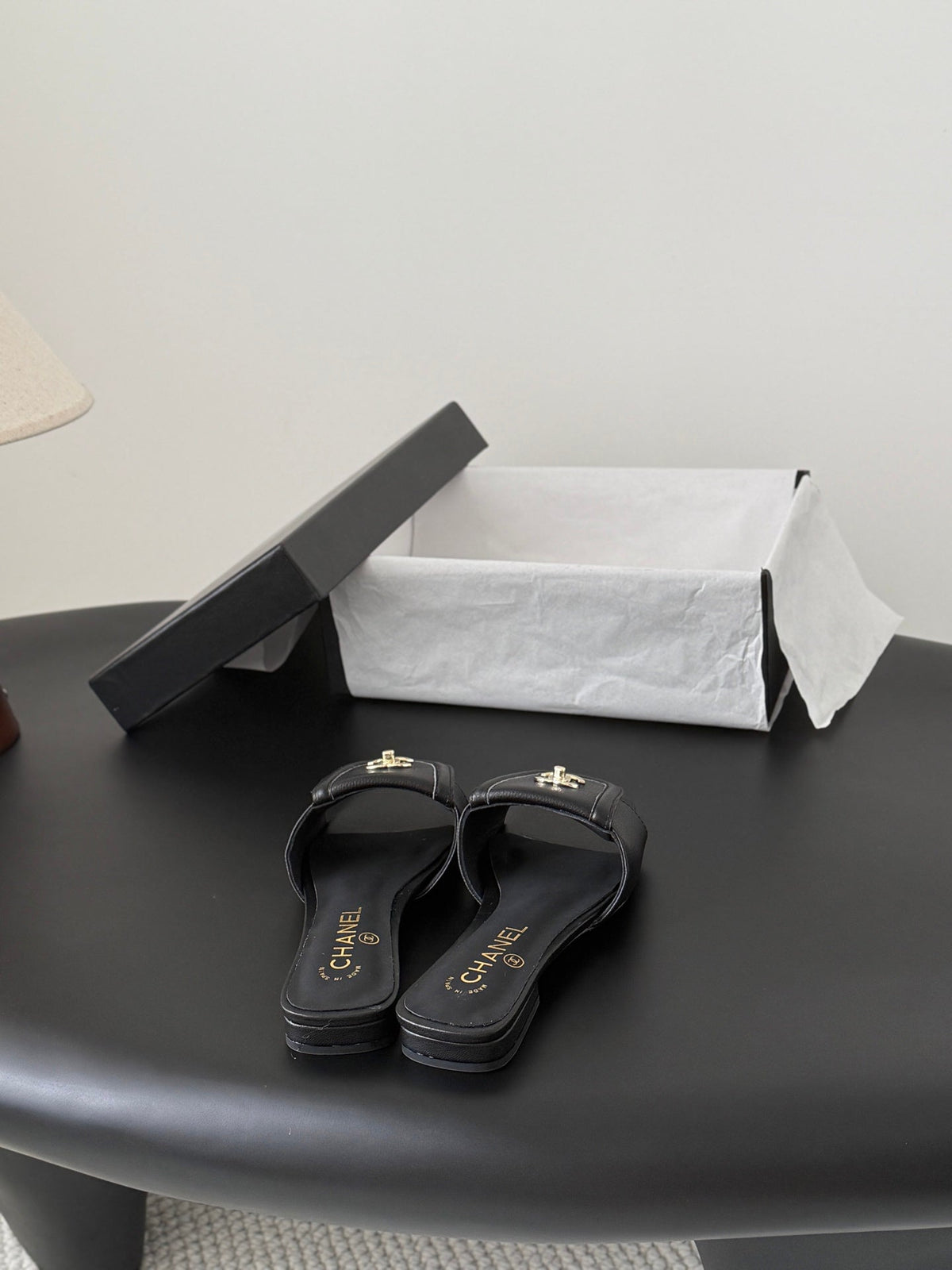 CC 26C Slippers Flat Black Grain Calfskin 717808
