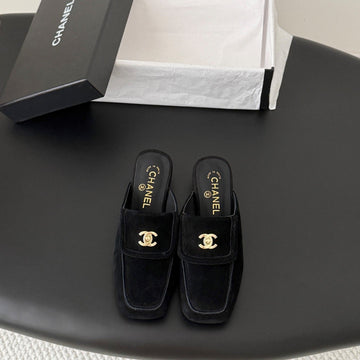 CC Half-Slippers Flat Black Suede 717811