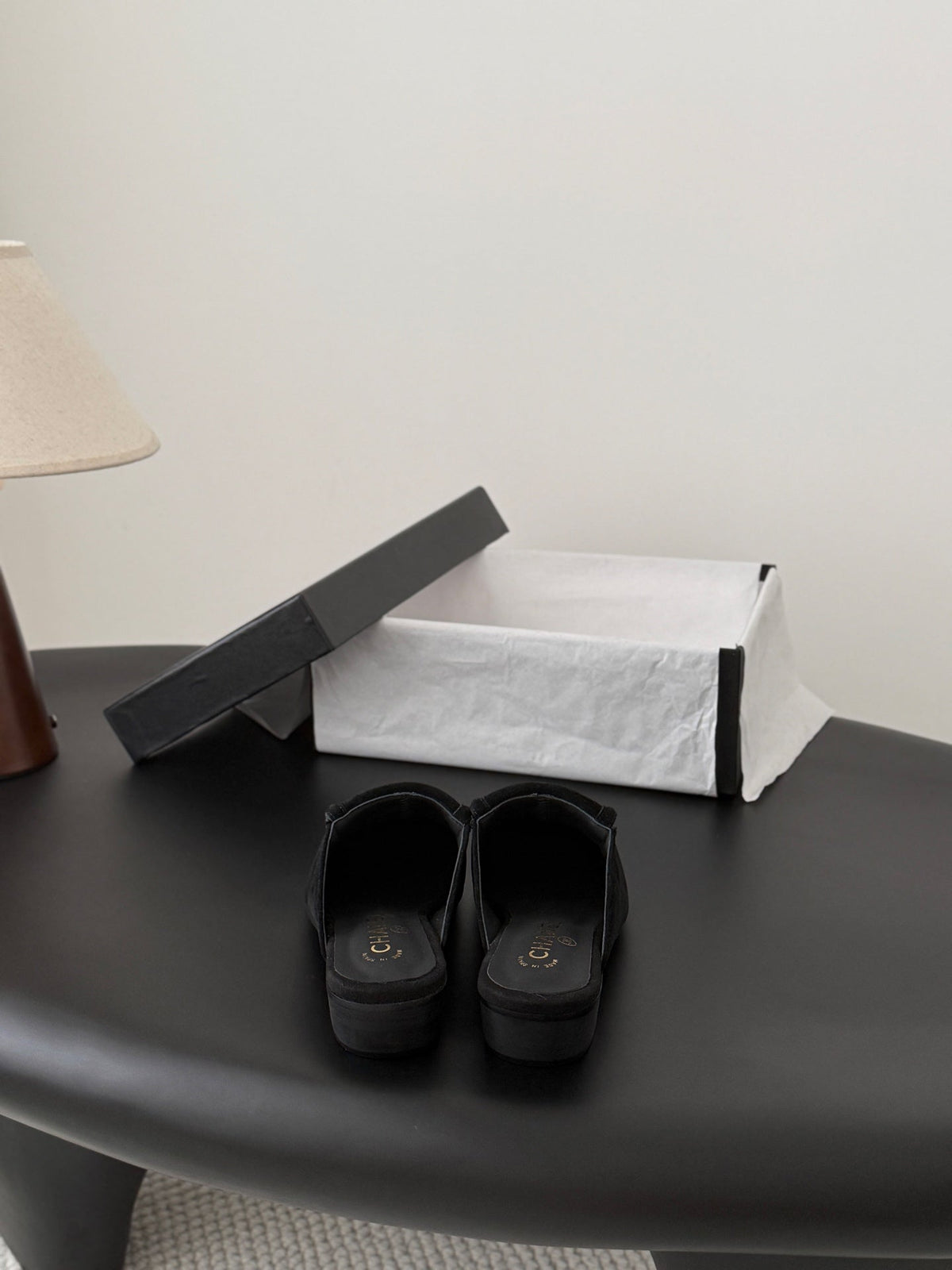 CC Half-Slippers Flat Black Suede 717811