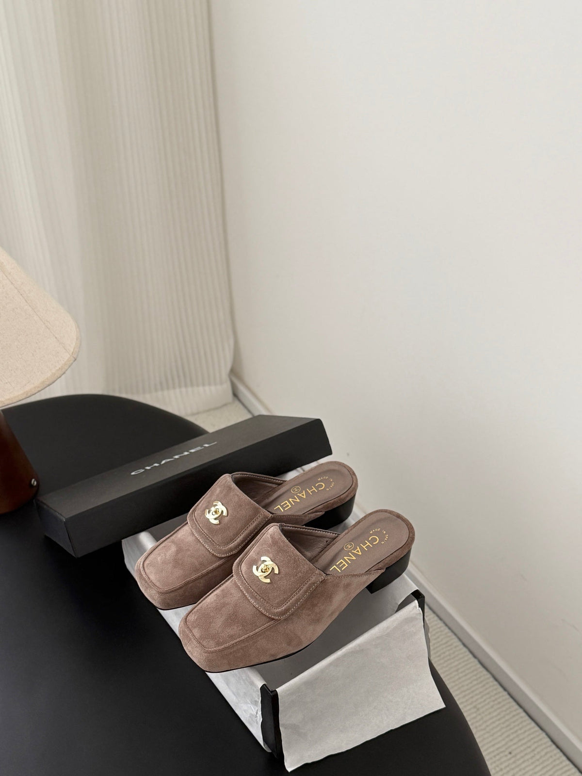 CC Half-Slippers Flat Taupe Suede 717812