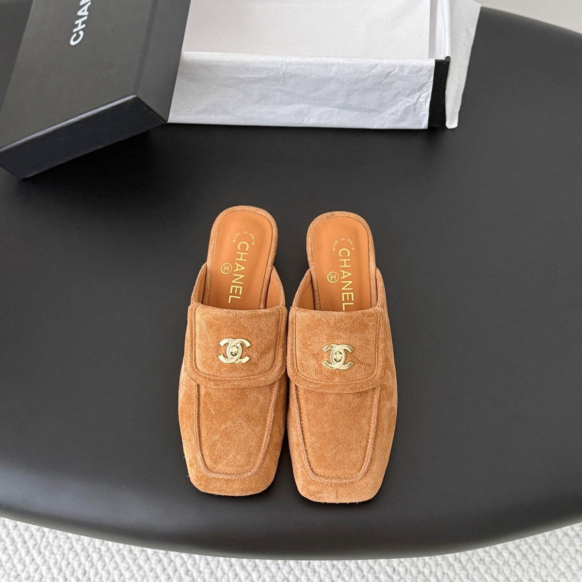CC Half-Slippers Flat Camel Suede 717813