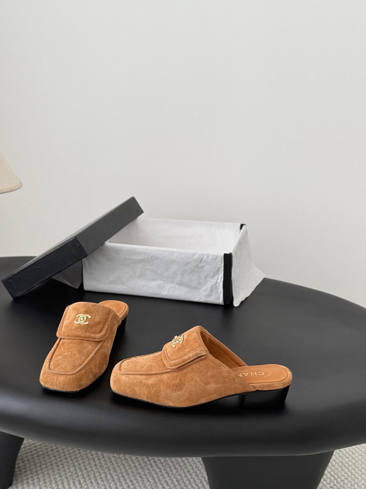 CC Half-Slippers Flat Camel Suede 717813