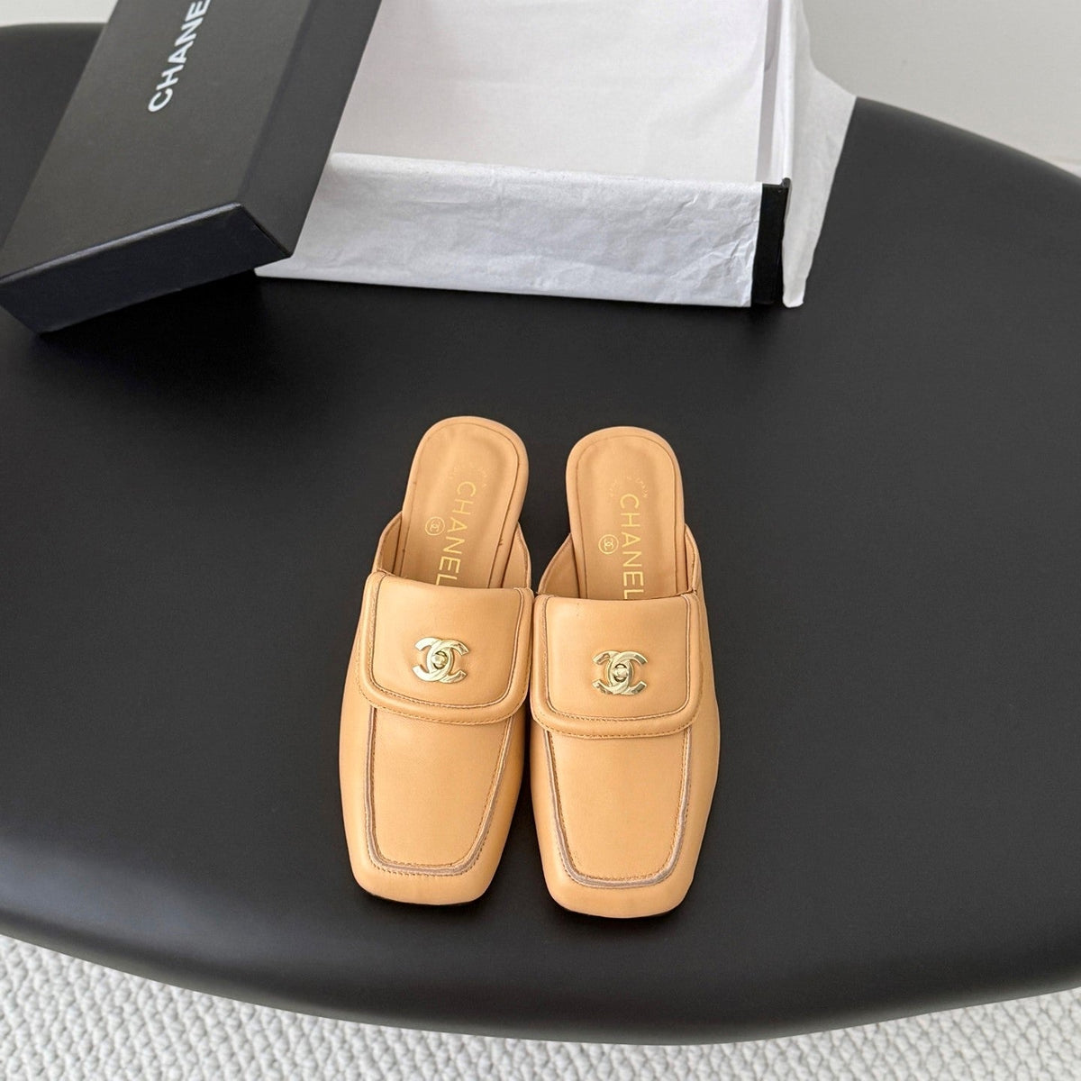 CC Half-Slippers Flat Beige Calfskin 717814