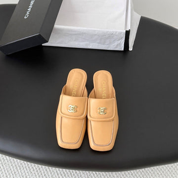 CC Half-Slippers Flat Beige Calfskin 717814