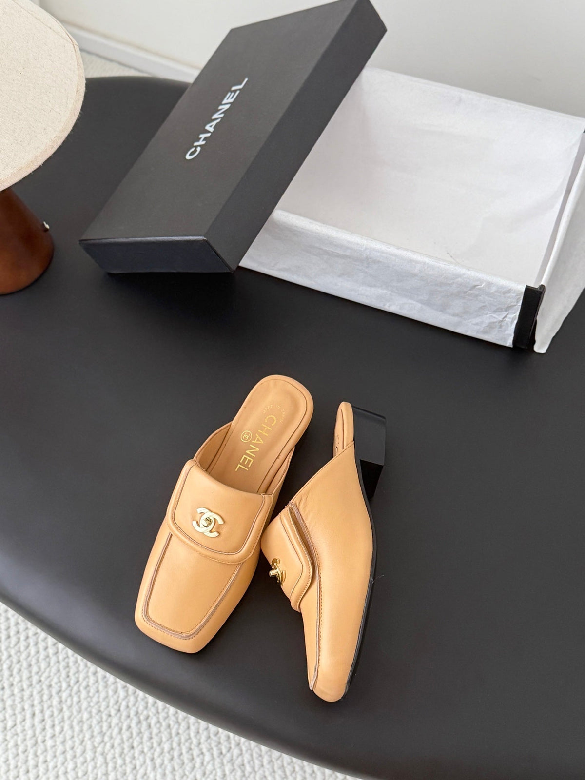 CC Half-Slippers Flat Beige Calfskin 717814