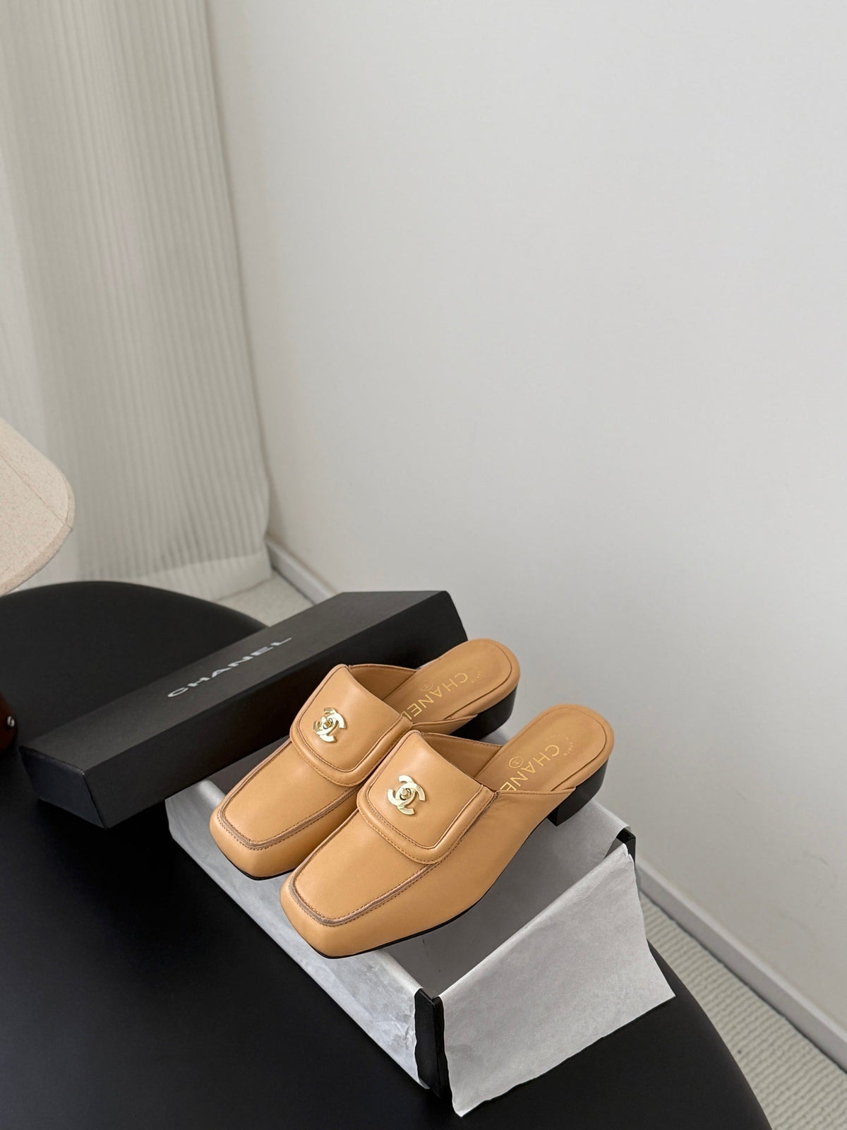 CC Half-Slippers Flat Beige Calfskin 717814