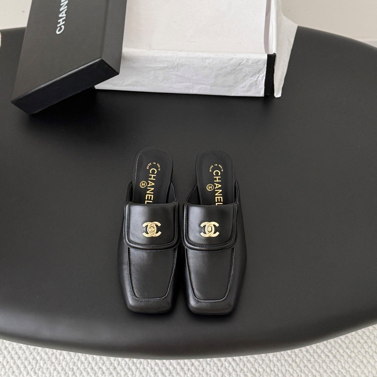 CC Half-Slippers Flat Black Calfskin 717815