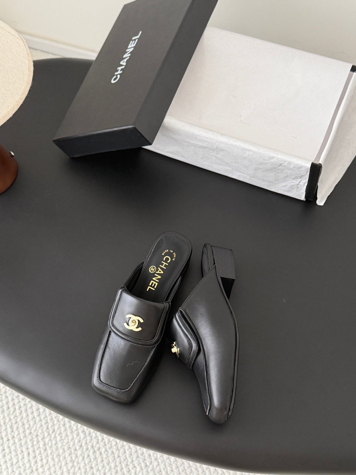 CC Half-Slippers Flat Black Calfskin 717815