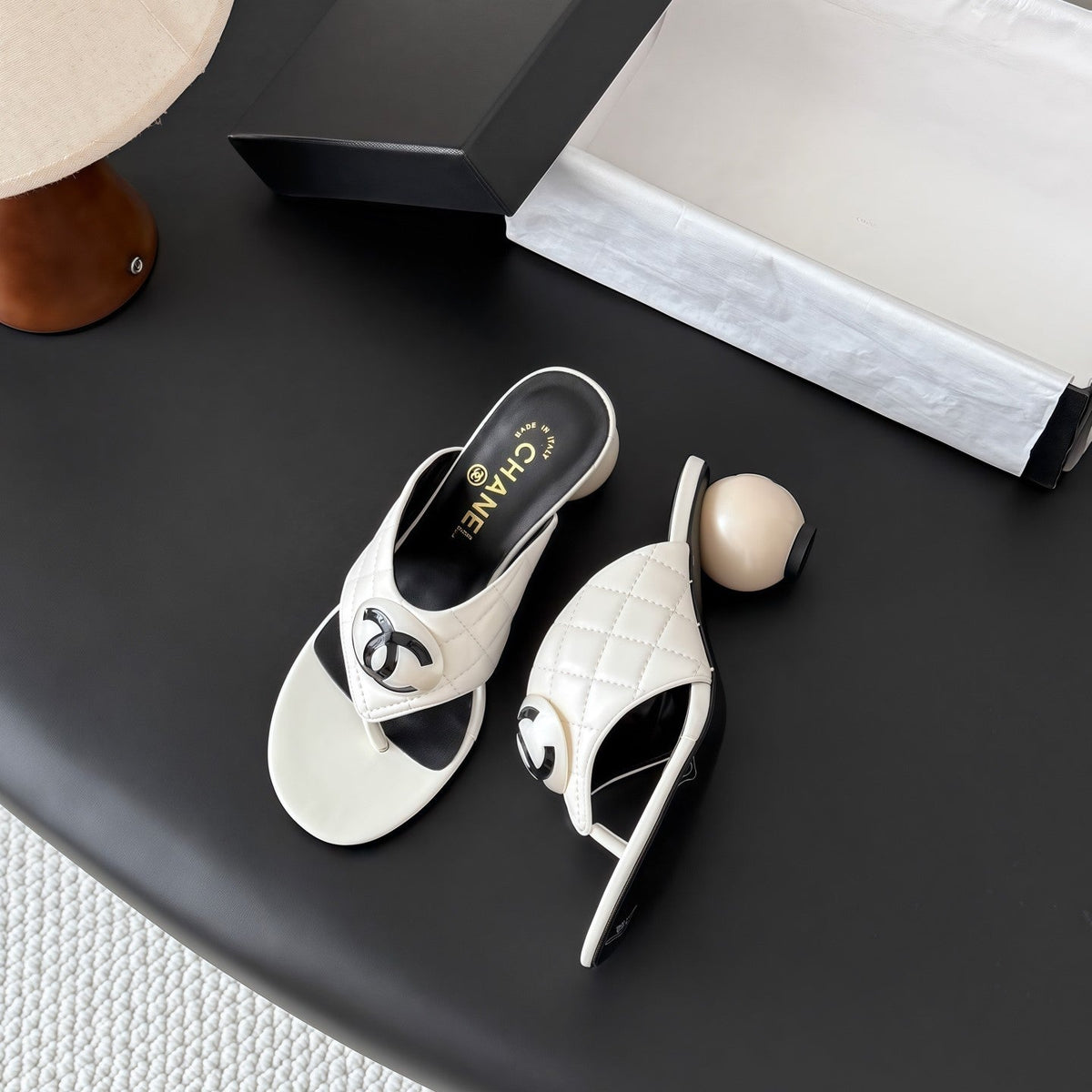 CC 26s Thong Sandals Spherical Heel White Sheepskin 964993