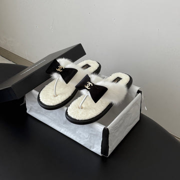 CC 26s Bowknot Thong Sandals White Furry Shearing 969675