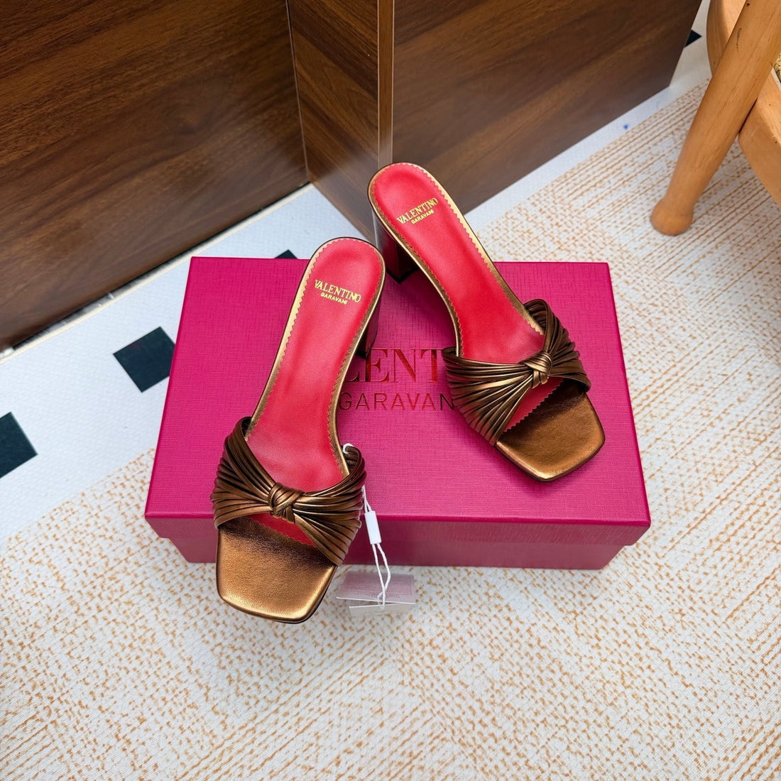 VT 26s Annet Mules 6.5cm Brown Gold Woven Leather 974324
