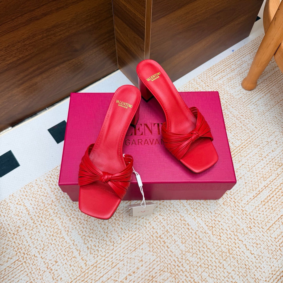 VT 26s Annet Mules 6.5cm Red Woven Leather 974328