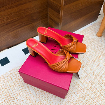 VT 26s Annet Mules 6.5cm Orange Woven Leather 974330