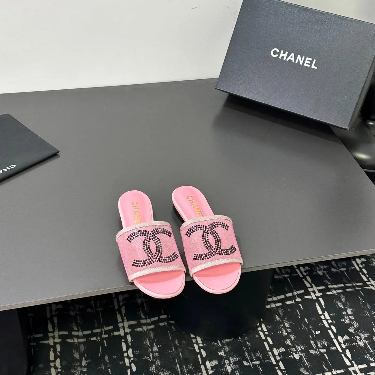 CC 2026 Slippers Pink Black Mesh Sheepskin 668147
