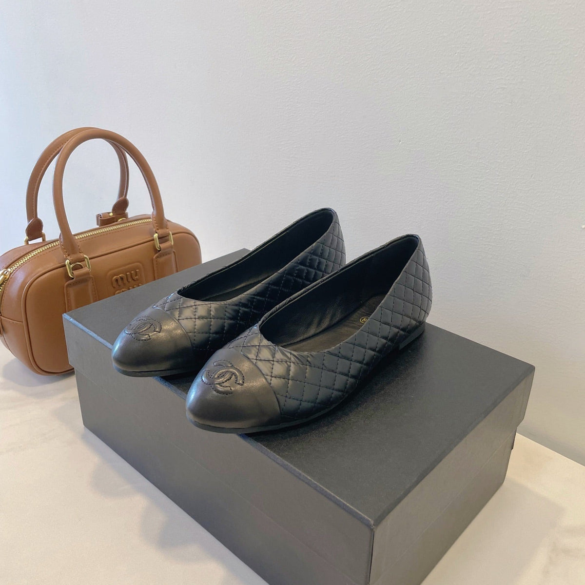 CC 25A Ballet Flat Quited Black Sheepskin 530541
