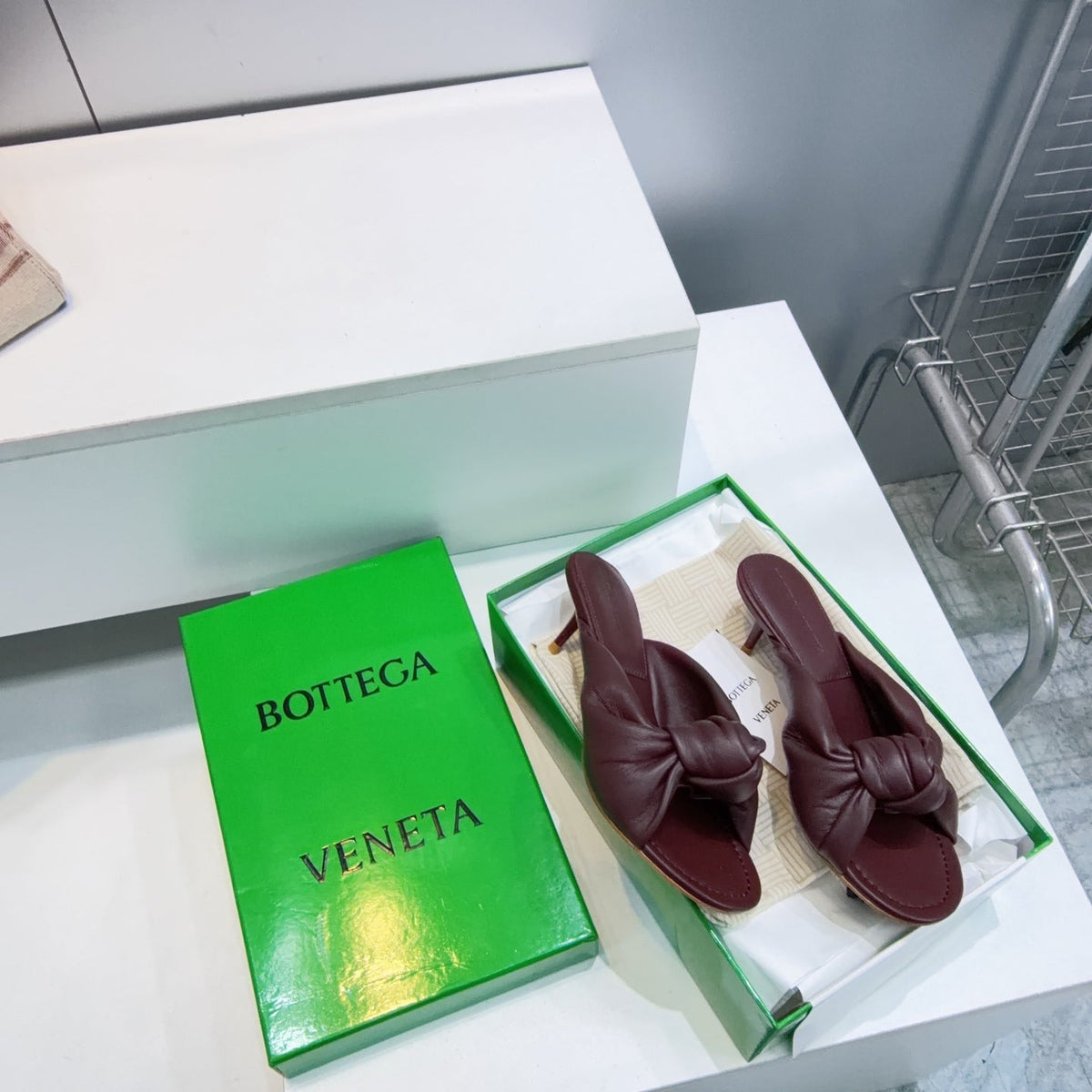 BV Cherry Mules 5.5cm Burgundy Sheepskin 842926
