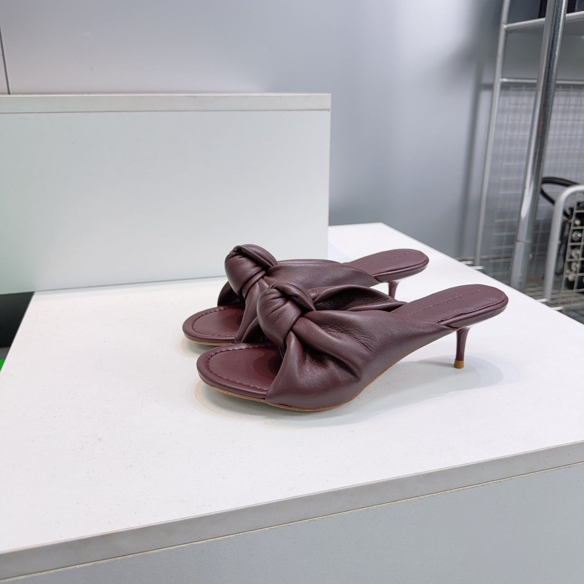 BV Cherry Mules 5.5cm Burgundy Sheepskin 842926