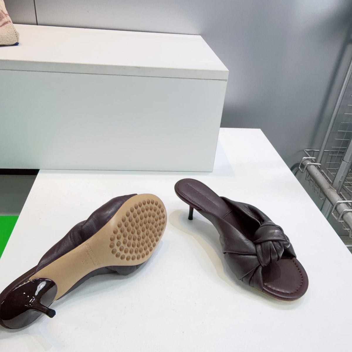 BV Cherry Mules 5.5cm Chocolate Sheepskin 842926