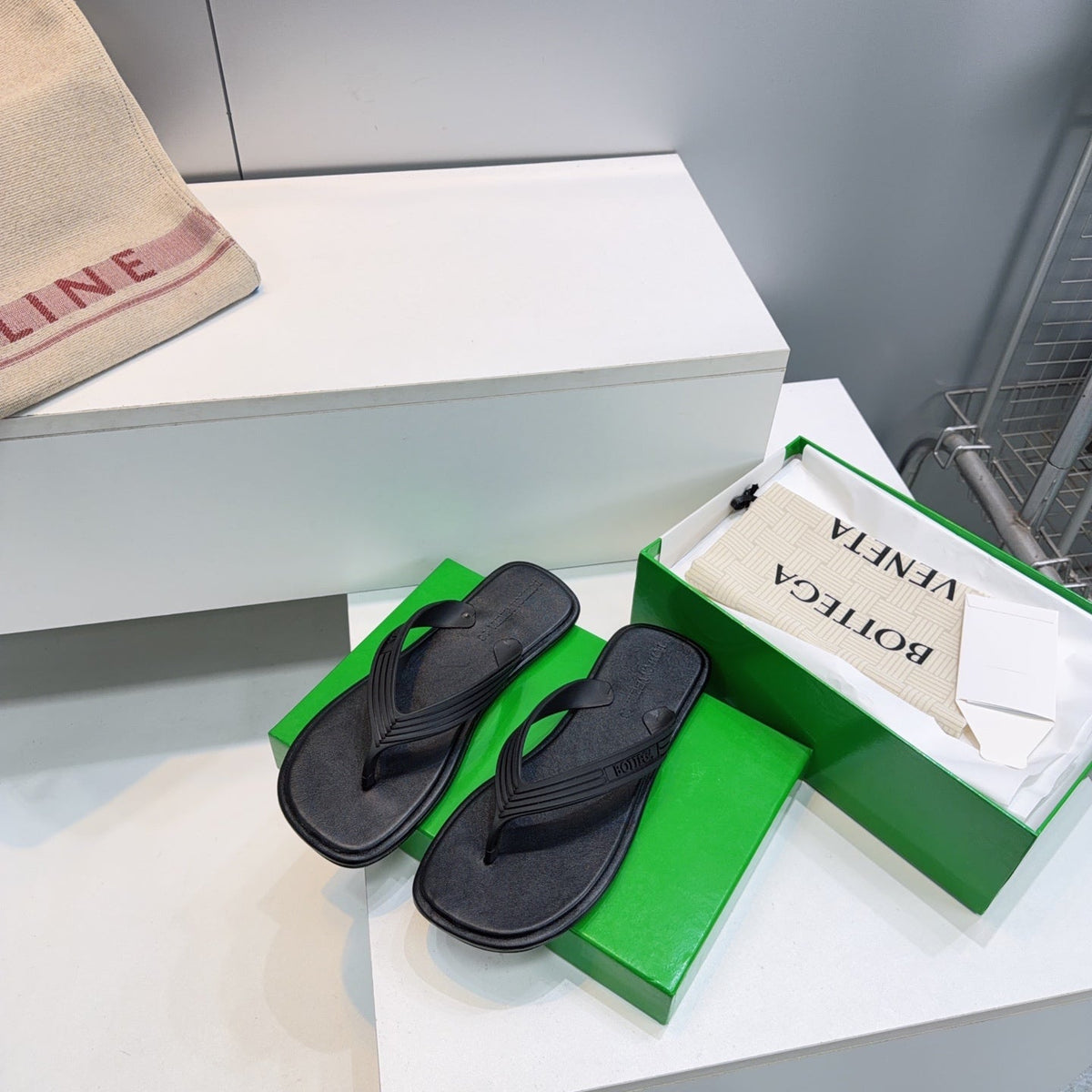 BV Sampieri Thong Sandal Black Rubber 842933