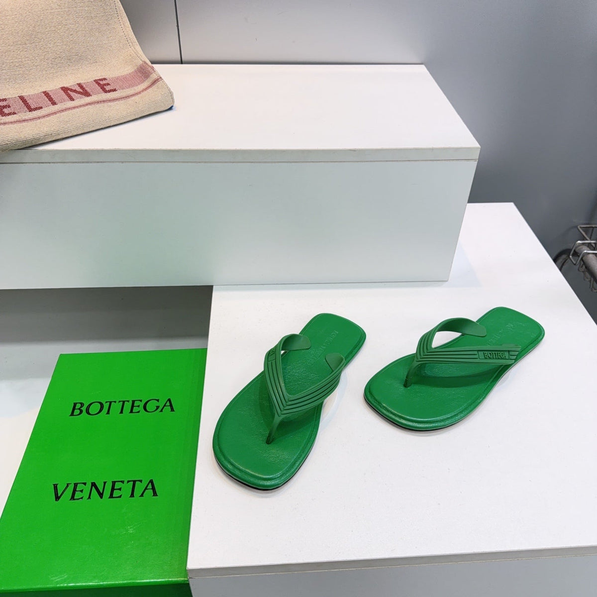 BV Sampieri Thong Sandal Green Rubber 842934