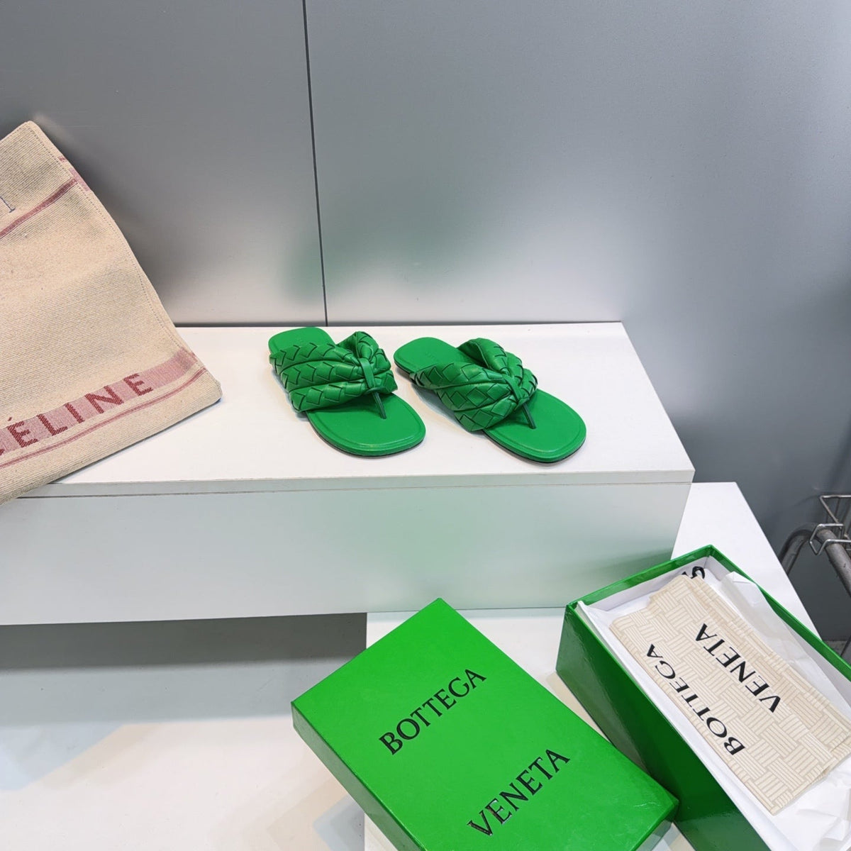 BV Salsa Flat Thong Green Intrecciato Leather 842949