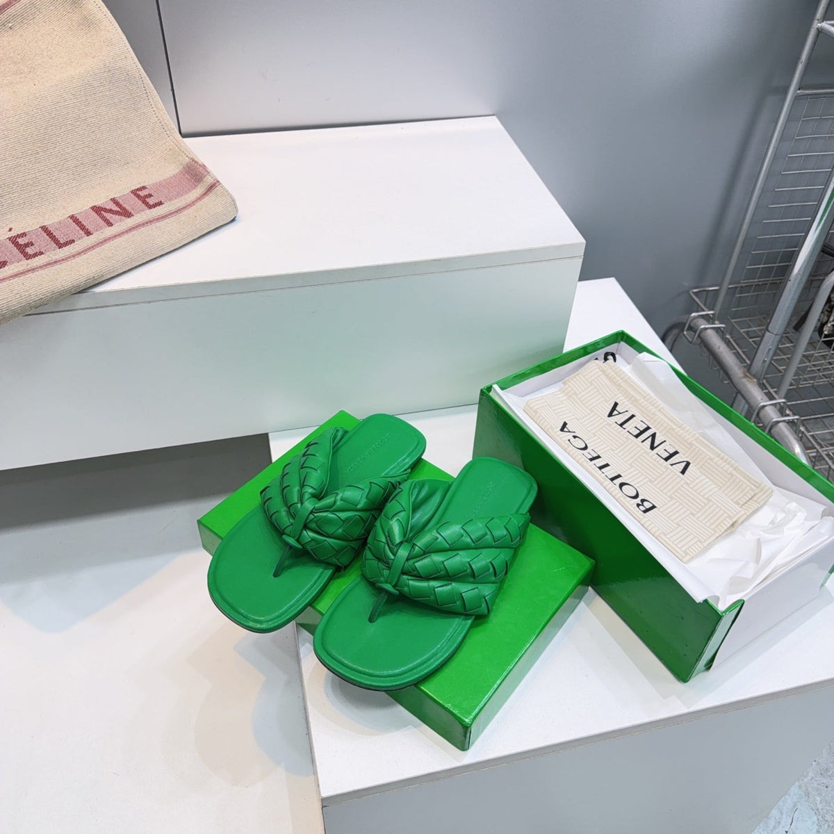 BV Salsa Flat Thong Green Intrecciato Leather 842949