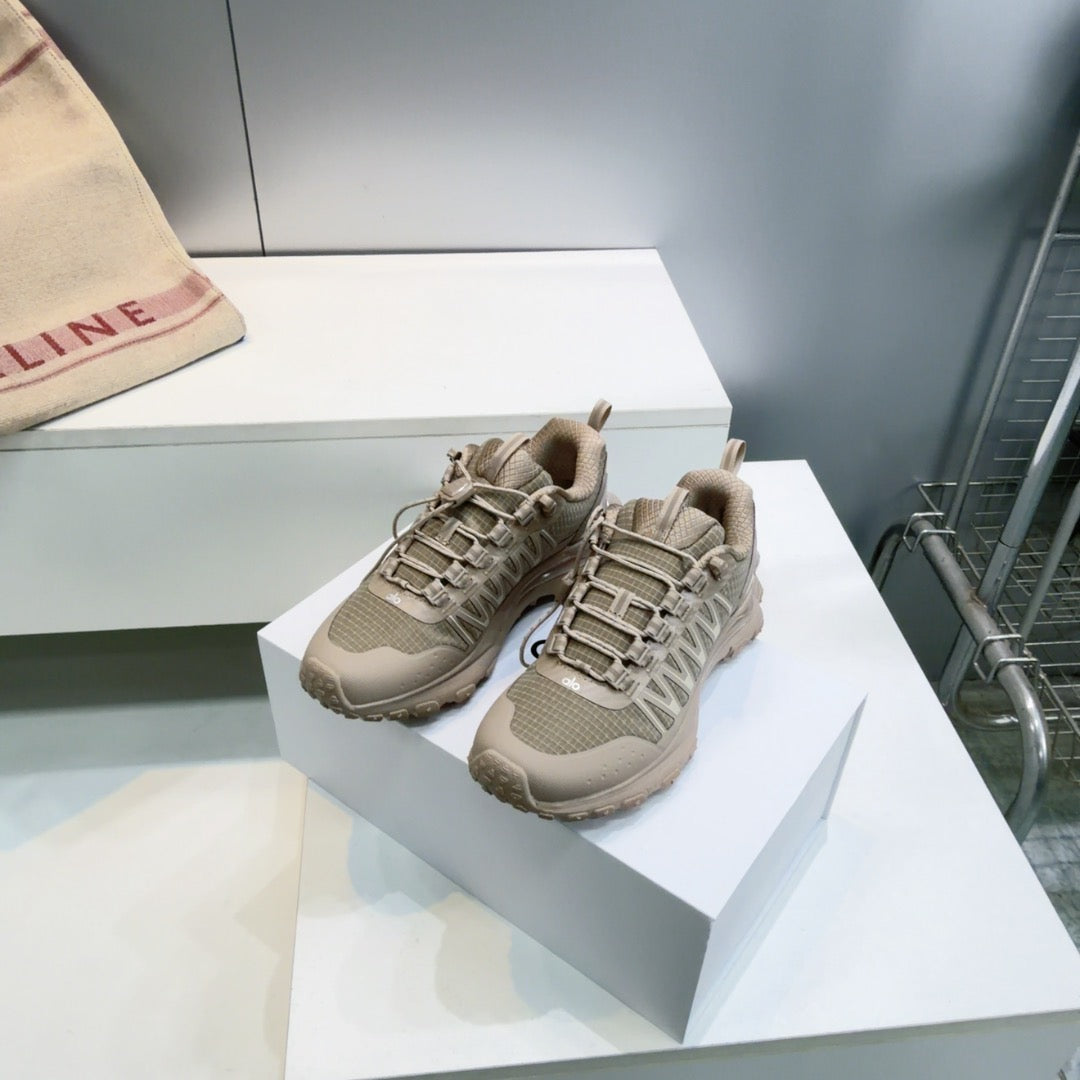 Alo Yoga Trail Sneakers Taupe Technical Fabric 842910