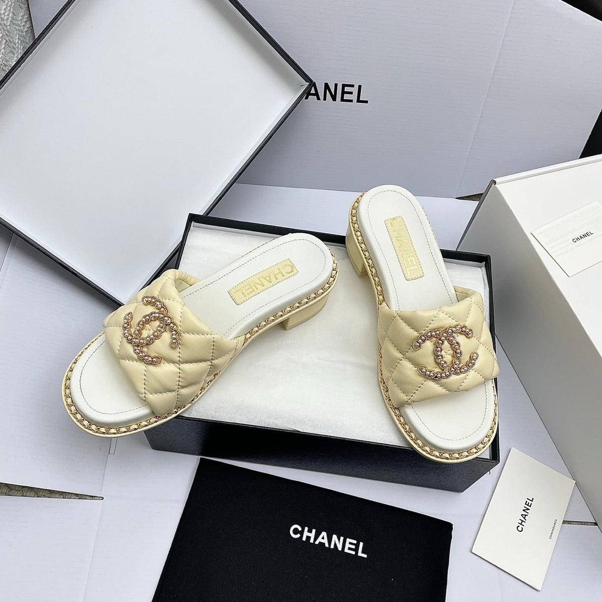 CC 26SS Lemon Yellow White Gold Quilted Lambskin 726539