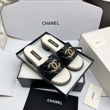 CC 26SS Black White Gold Quilted Lambskin 726542